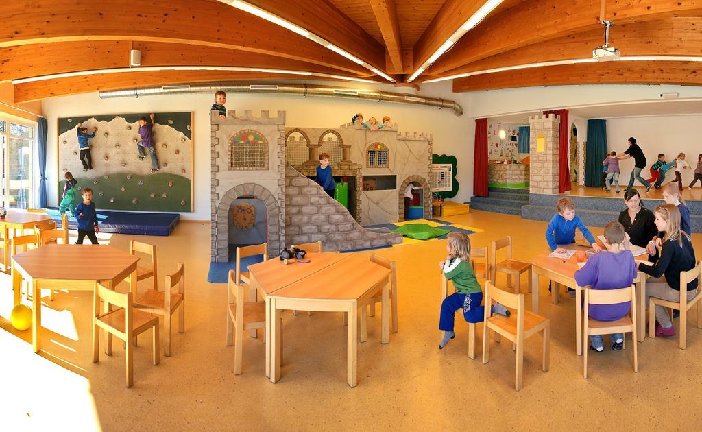 Kinderhotel Laerchenhof Obsteig Exteriér fotografie